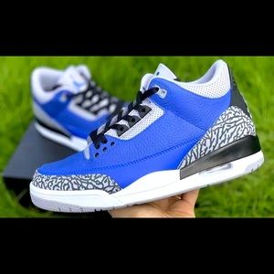 Brand New Jordan 3 Varsity Royal (size 8.5M)